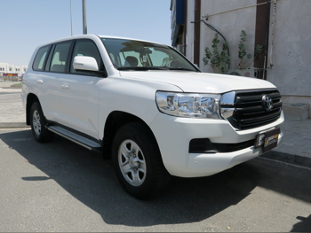 Toyota  Land Cruiser  GX  2021  Automatic  216,000 Km  6 Cylinder  Four Wheel Drive (4WD)  SUV  White