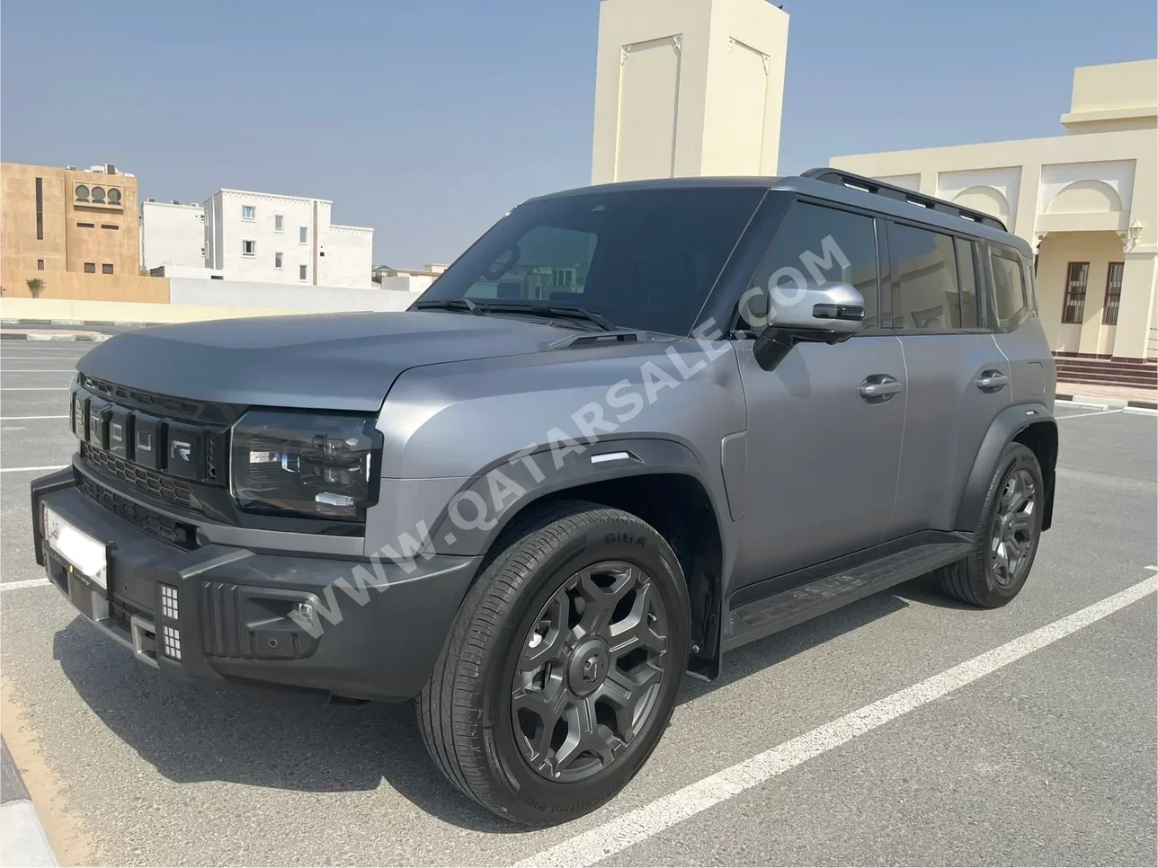 Jetour  T2  Luxury Plus  2026  Automatic  37,000 Km  4 Cylinder  Four Wheel Drive (4WD)  SUV  Gray  With Warranty
