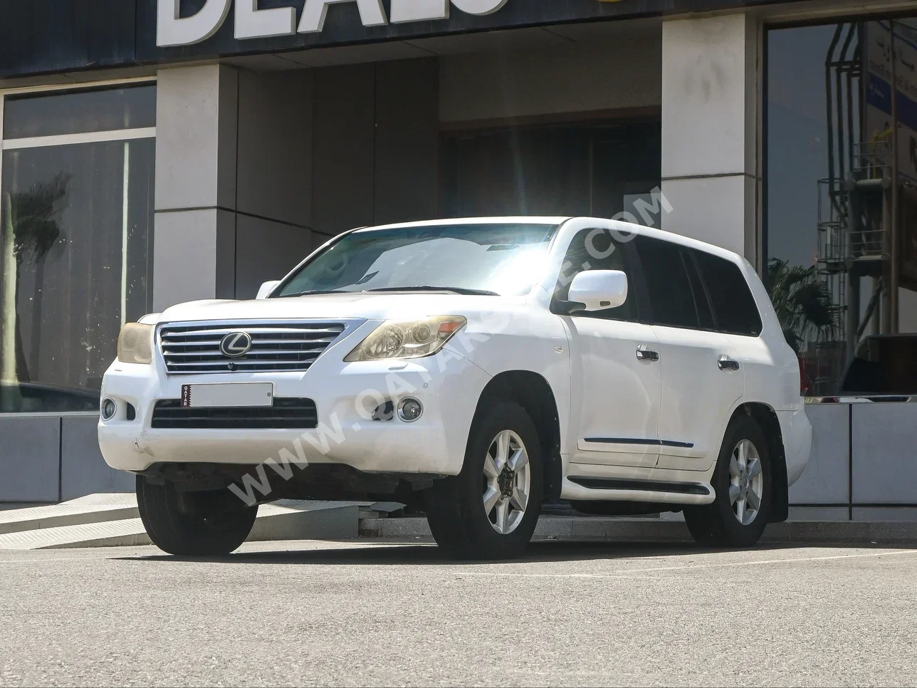 Lexus LX 570 2009 Automatic 427,000 Km 8 Cylinder Four Wheel Drive (4WD) SUV White