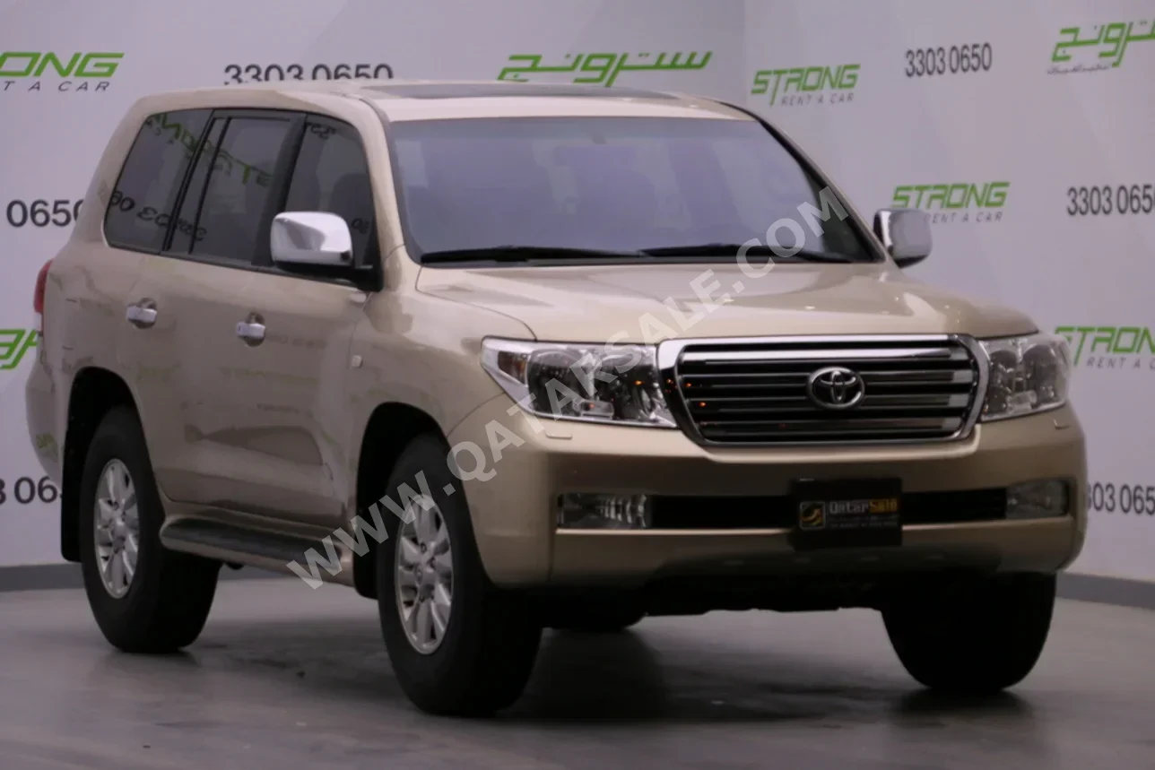Toyota  Land Cruiser  GXR  2009  Automatic  440,000 Km  8 Cylinder  Four Wheel Drive (4WD)  SUV  Beige