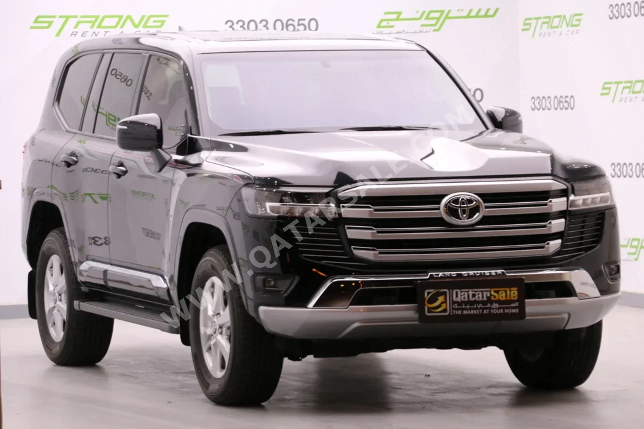 Toyota  Land Cruiser  GXR  2024  Automatic  33,000 Km  6 Cylinder  Four Wheel Drive (4WD)  SUV  Black  With Warranty