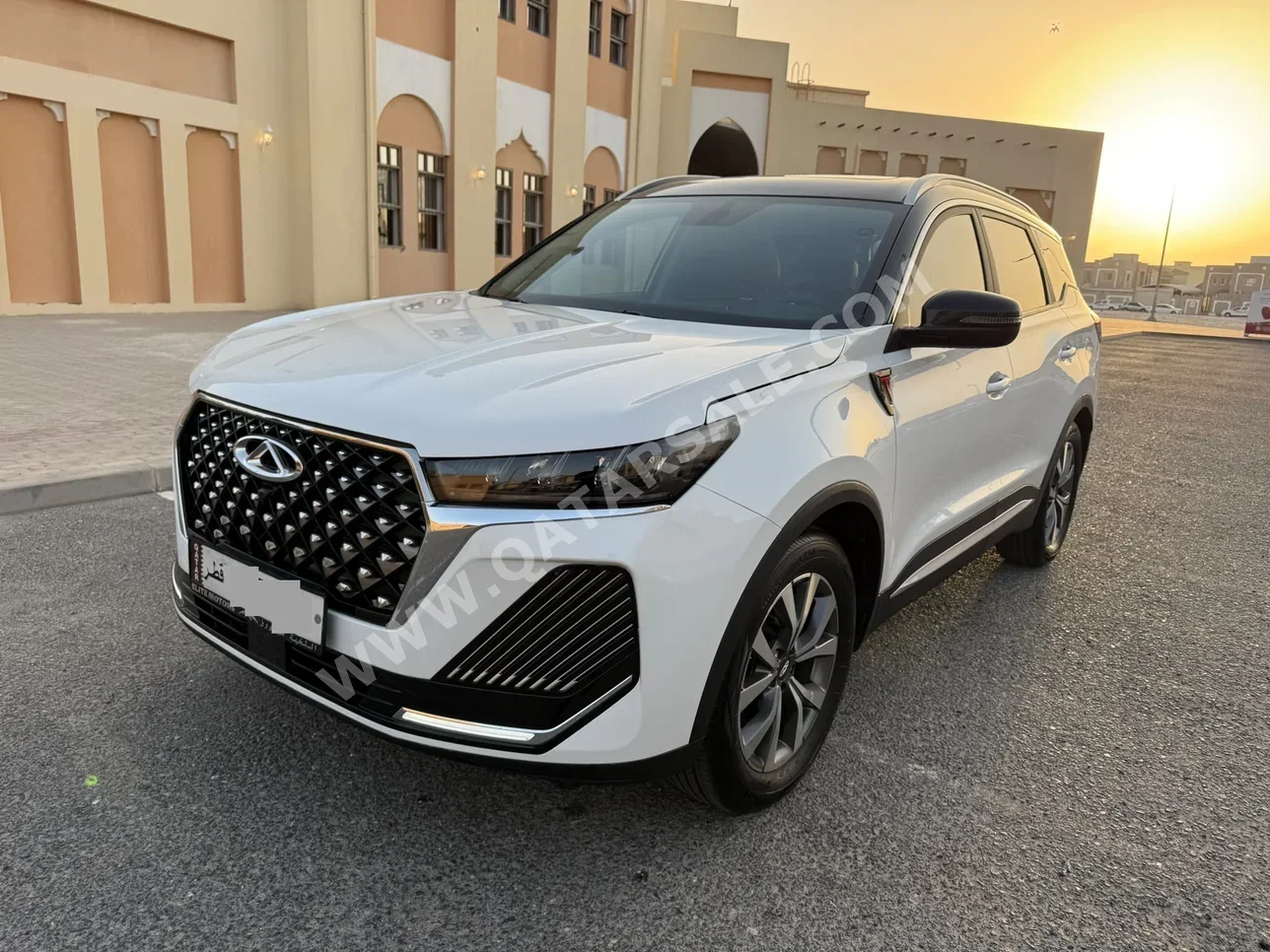 Chery  Tiggo  7 Pro  2026  Automatic  13,000 Km  4 Cylinder  Front Wheel Drive (FWD)  SUV  White and Black  With Warranty