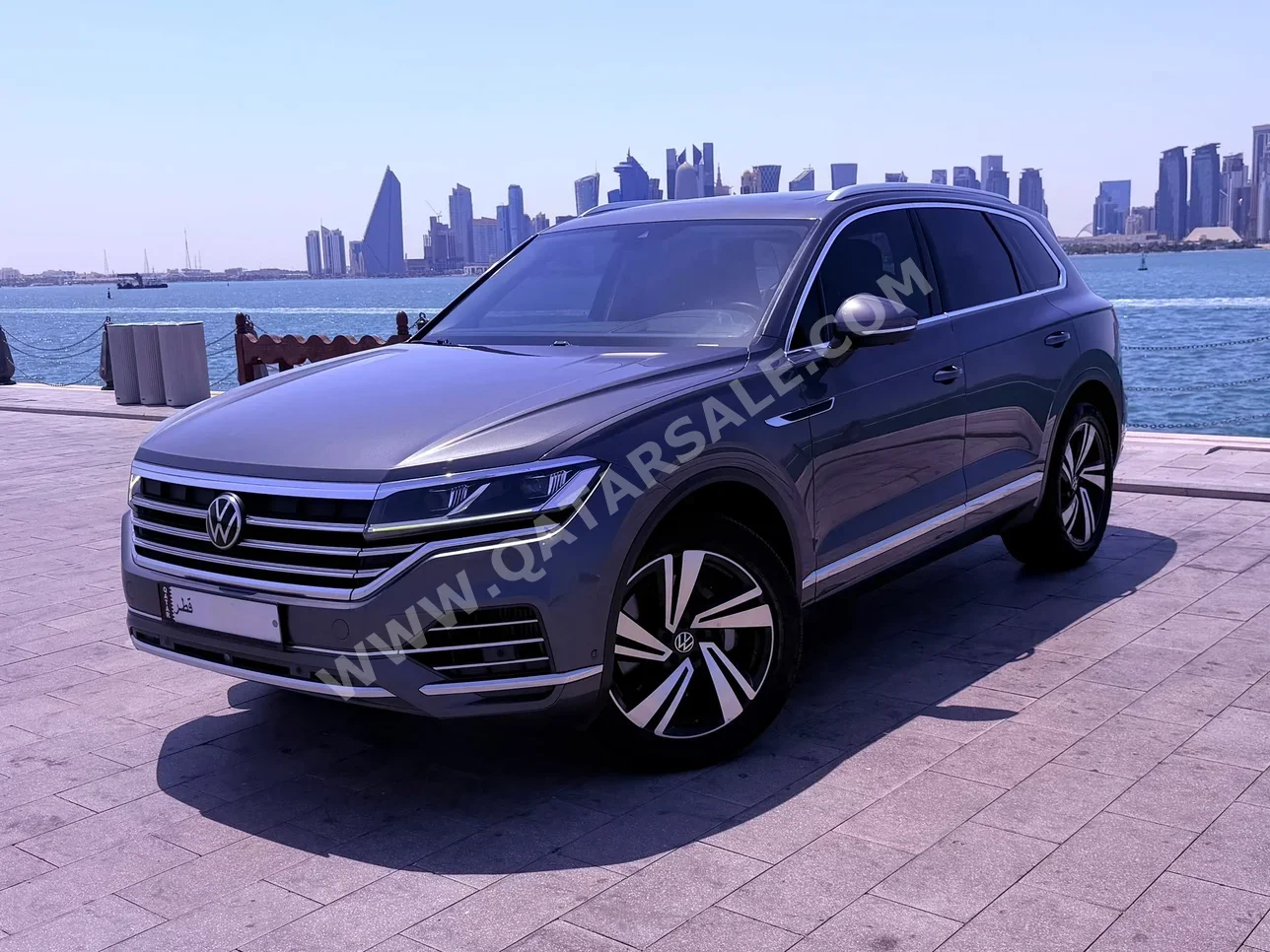 Volkswagen Touareg Highline plus 2023 Automatic 60,000 Km 6 Cylinder Four Wheel Drive (4WD) SUV Gray With Warranty