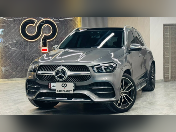 مرسيدس - بنز جي ال اي 450 2020 اوتوماتيك 78,000 كم 6 سلندر دفع رباعي اس يو في رمادي