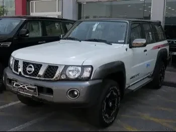 Nissan  Patrol  Super Safari  2022  Automatic  0 Km  6 Cylinder  Four Wheel Drive (4WD)  SUV  White  With Warranty