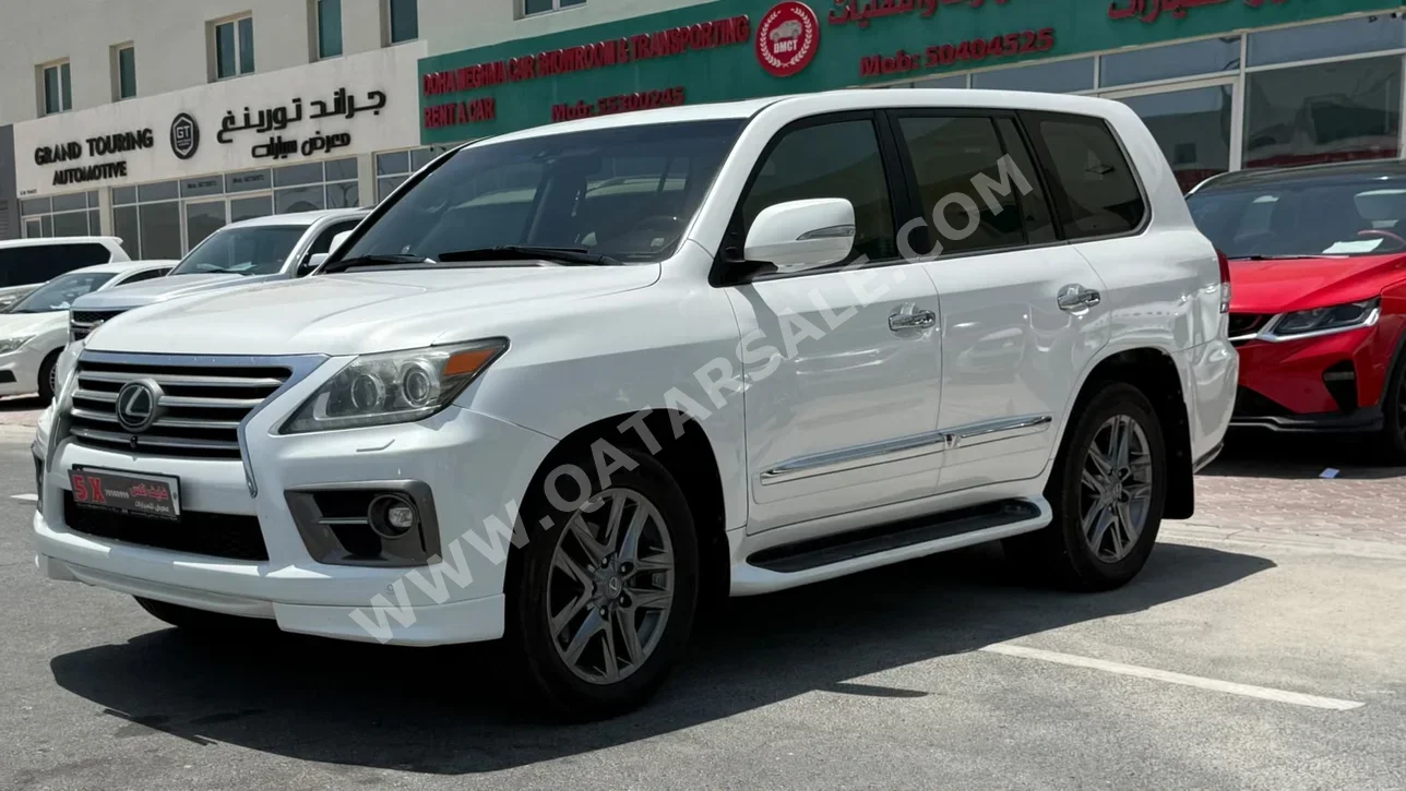 Lexus LX 570 S 2012 Automatic 296,000 Km 8 Cylinder Four Wheel Drive (4WD) SUV White