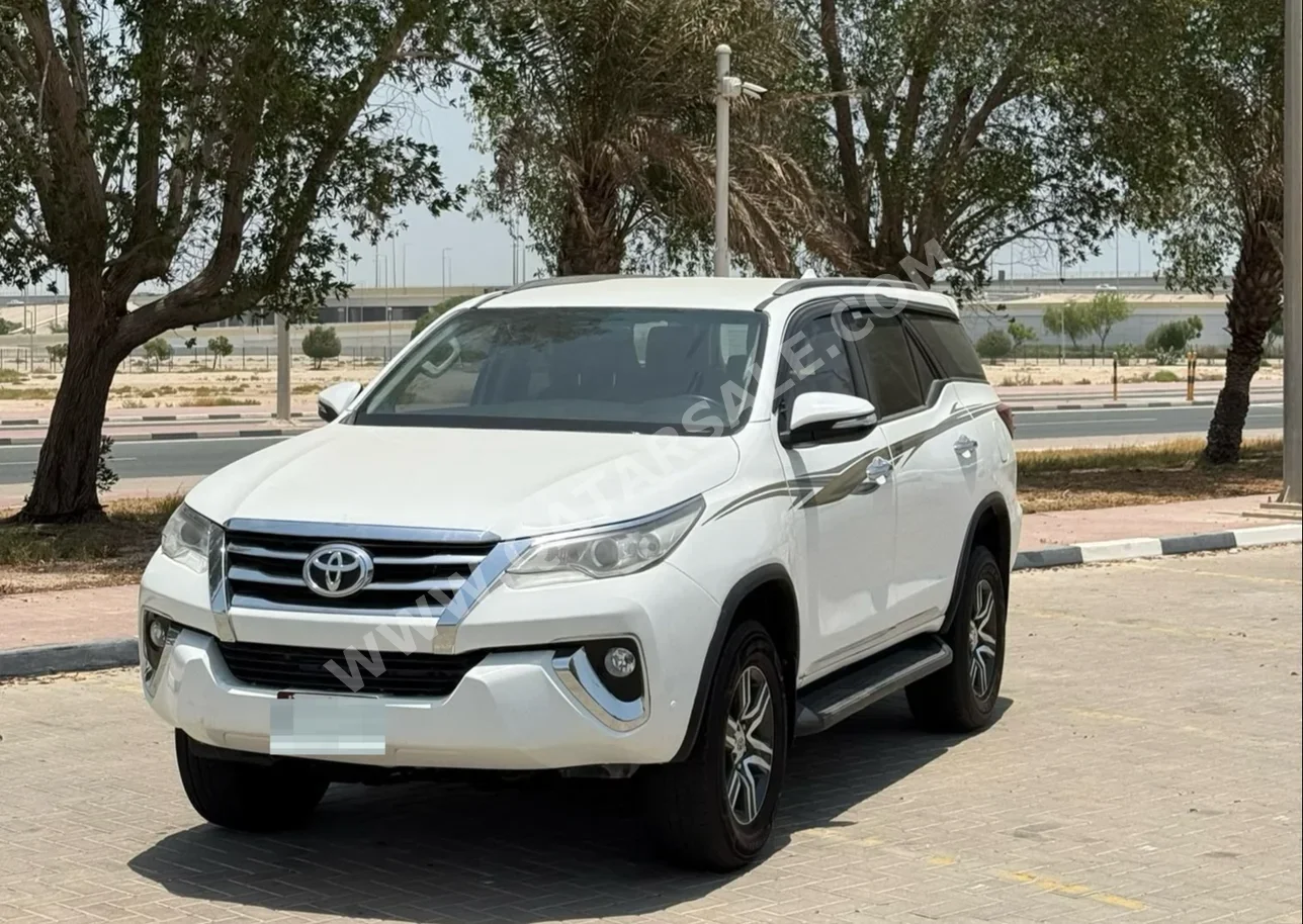 Toyota Fortuner 2022 Automatic 27,000 Km 4 Cylinder Four Wheel Drive (4WD) SUV White