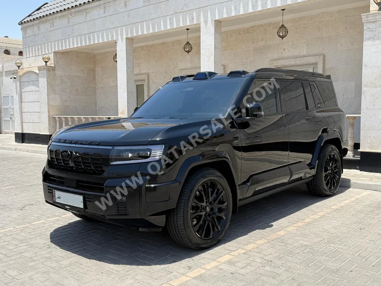 BYD Leopard 8 Flagship 2026 Automatic 26,000 Km 4 Cylinder Four Wheel Drive (4WD) SUV Black With Warranty