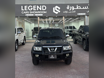 Nissan  Patrol  Super Safari  2002  Manual  22,000 Km  6 Cylinder  Four Wheel Drive (4WD)  SUV  Black