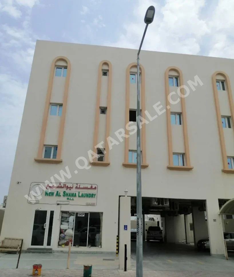 Buildings, Towers & Compounds - Family Residential - Al Wakrah - Al Wakrah For Sale