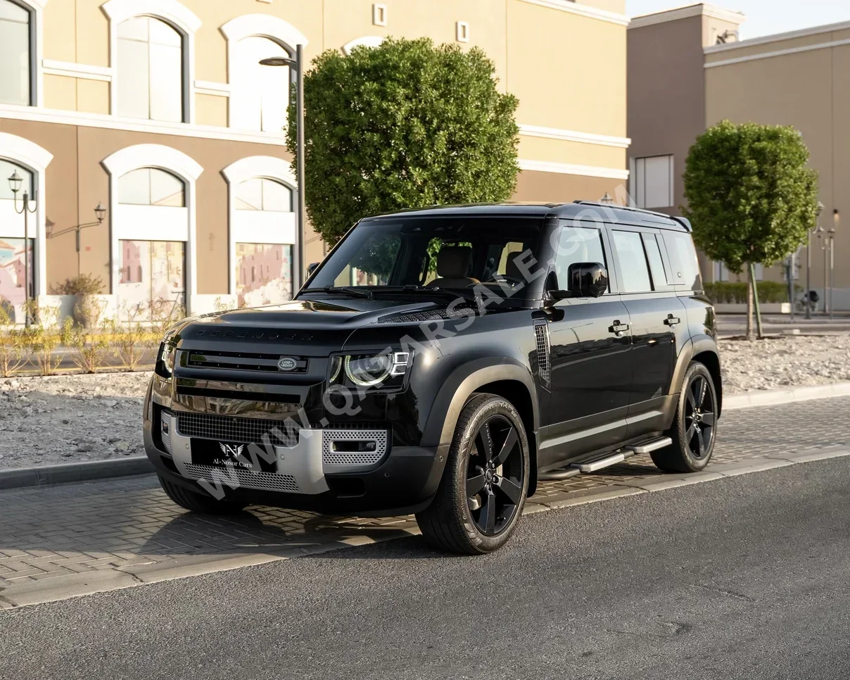 Land Rover Defender 110 HSE 2023 Automatic 95,000 Km 6 Cylinder Four Wheel Drive (4WD) SUV Black With Warranty