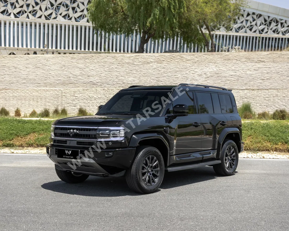 BYD Leopard 5 Ultra 5 2025 Automatic 15,000 Km 4 Cylinder Four Wheel Drive (4WD) SUV Black With Warranty