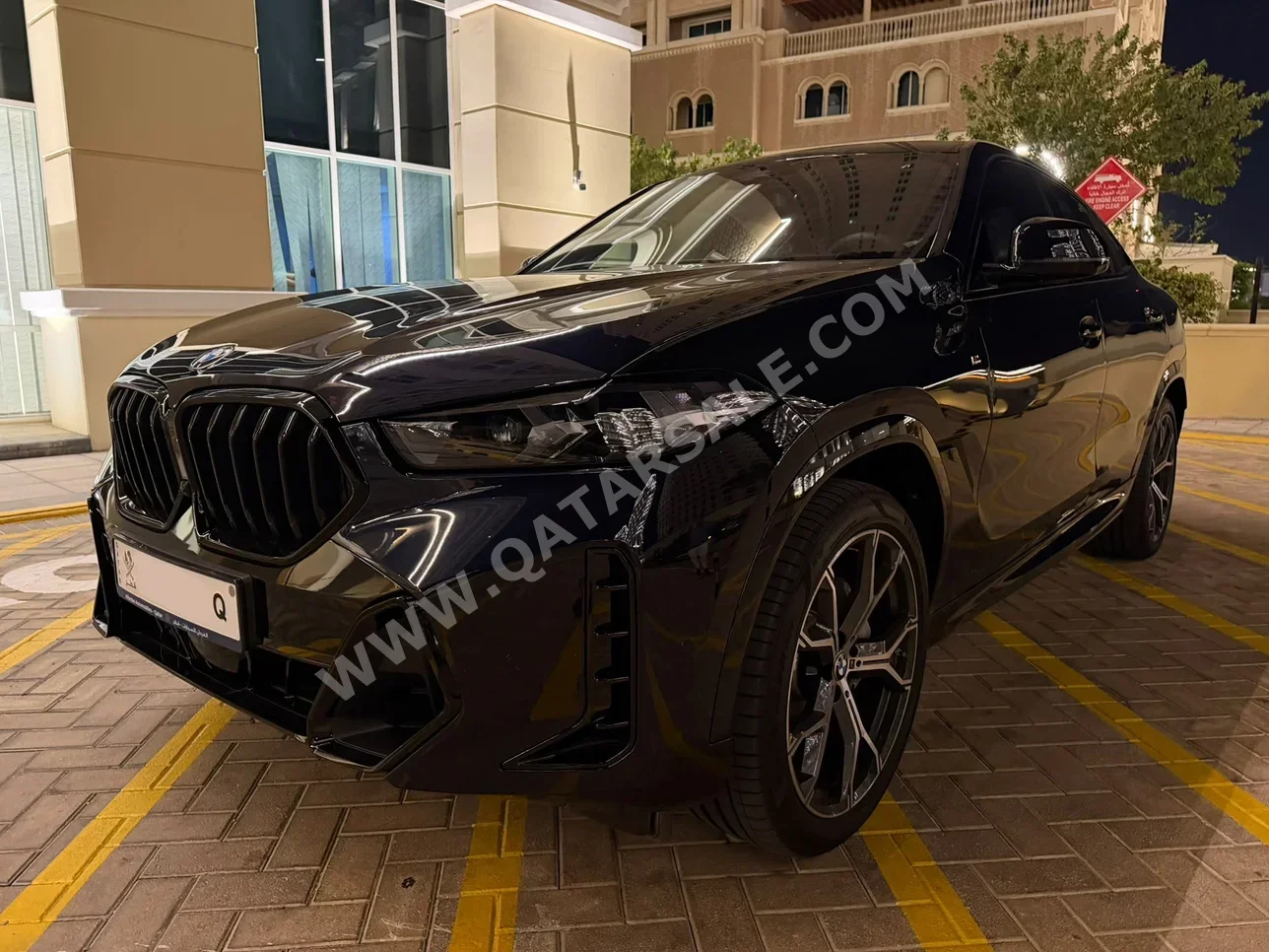 BMW  X-Series  X6  2026  Automatic  4,000 Km  6 Cylinder  Four Wheel Drive (4WD)  SUV  Black  With Warranty