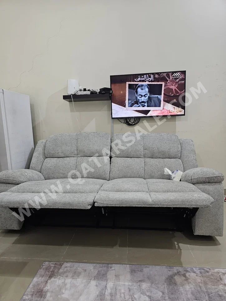 Sofas, Couches & Chairs 2-Seat Sofa - Gray