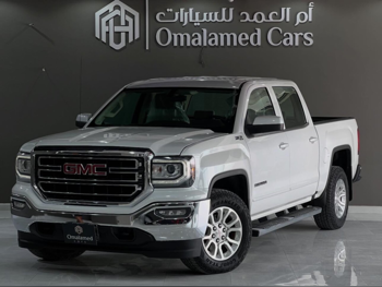 GMC Sierra 1500 2017 Automatic 209,000 Km 8 Cylinder Four Wheel Drive (4WD) Pick Up White