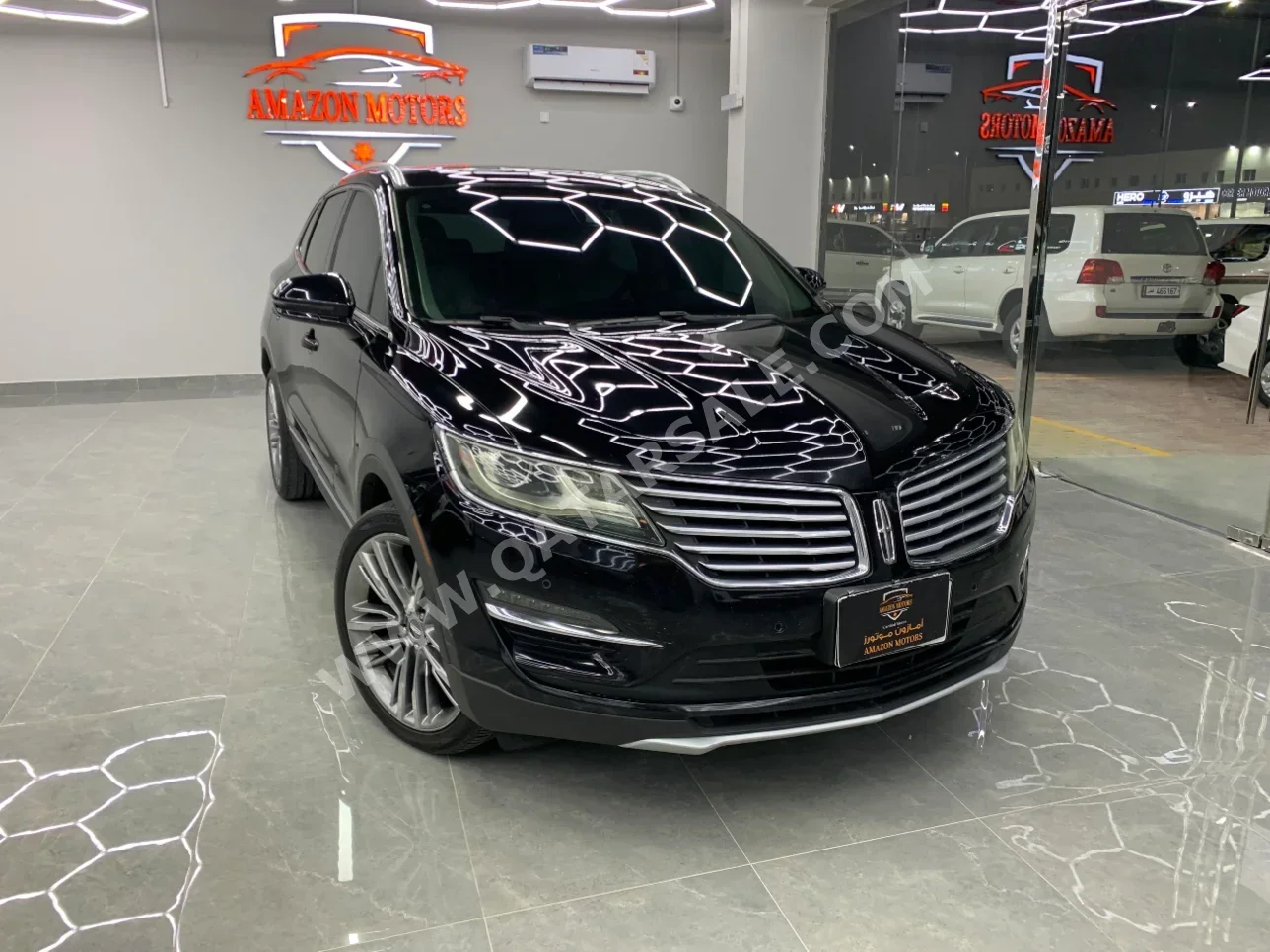 Lincoln  MKC  2016  Automatic  154,000 Km  4 Cylinder  All Wheel Drive (AWD)  SUV  Black