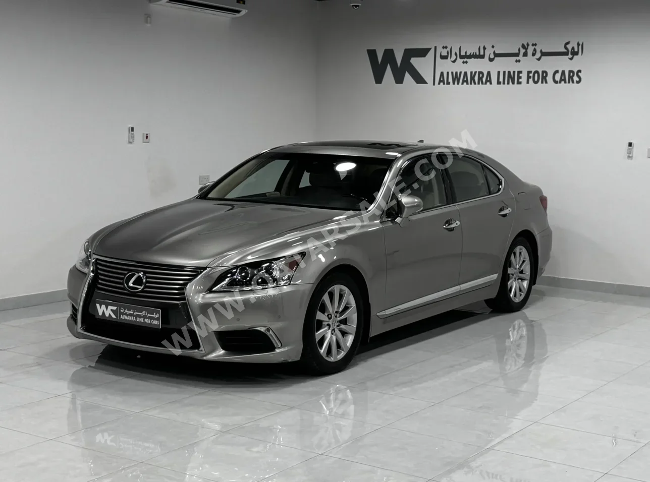 Lexus  LS  460  2016  Automatic  100,000 Km  8 Cylinder  Rear Wheel Drive (RWD)  Sedan  Gray