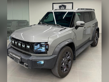 Jetour T2 Luxury 2025 Automatic 38,000 Km 4 Cylinder Four Wheel Drive (4WD) SUV Gray With Warranty