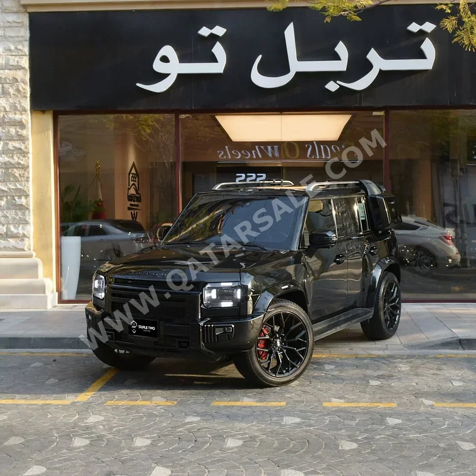 Jetour  T2  2025  Automatic  30,900 Km  4 Cylinder  Four Wheel Drive (4WD)  SUV  Black  With Warranty
