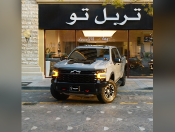 شفروليه  سلفرادو  زد ار 2  2024  اوتوماتيك  24,150 كم  8 سلندر  دفع رباعي  بيكب  رمادي  تحت الضمان