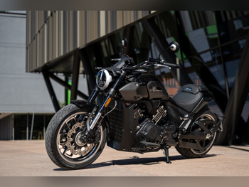 2026 - Color Black -  Warranty