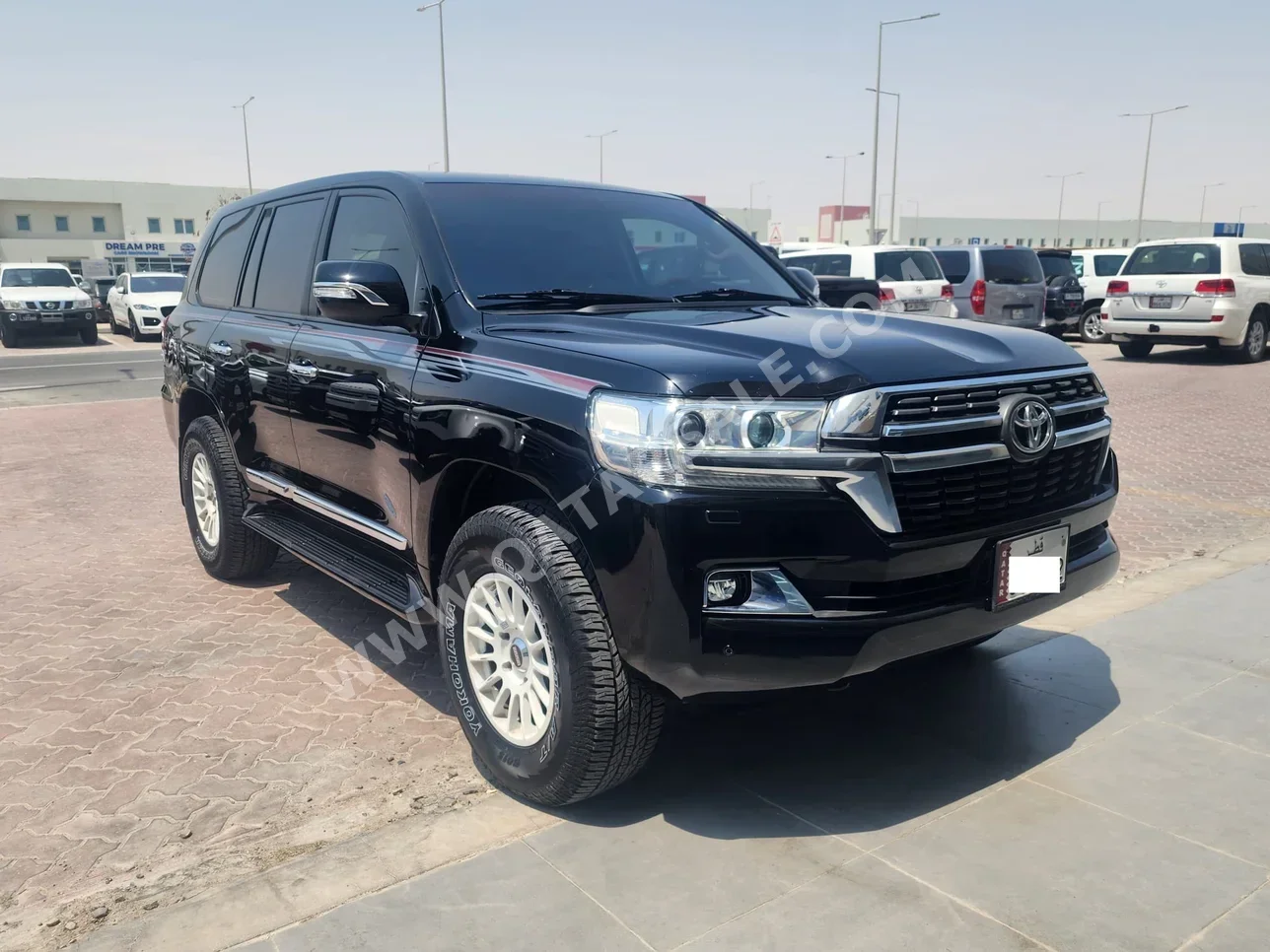 Toyota  Land Cruiser  GXR  2018  Automatic  221,000 Km  8 Cylinder  Four Wheel Drive (4WD)  SUV  Black