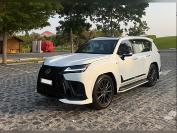 Lexus  LX  600 F Sport  2025  Automatic  10,000 Km  6 Cylinder  Four Wheel Drive (4WD)  SUV  White  With Warranty