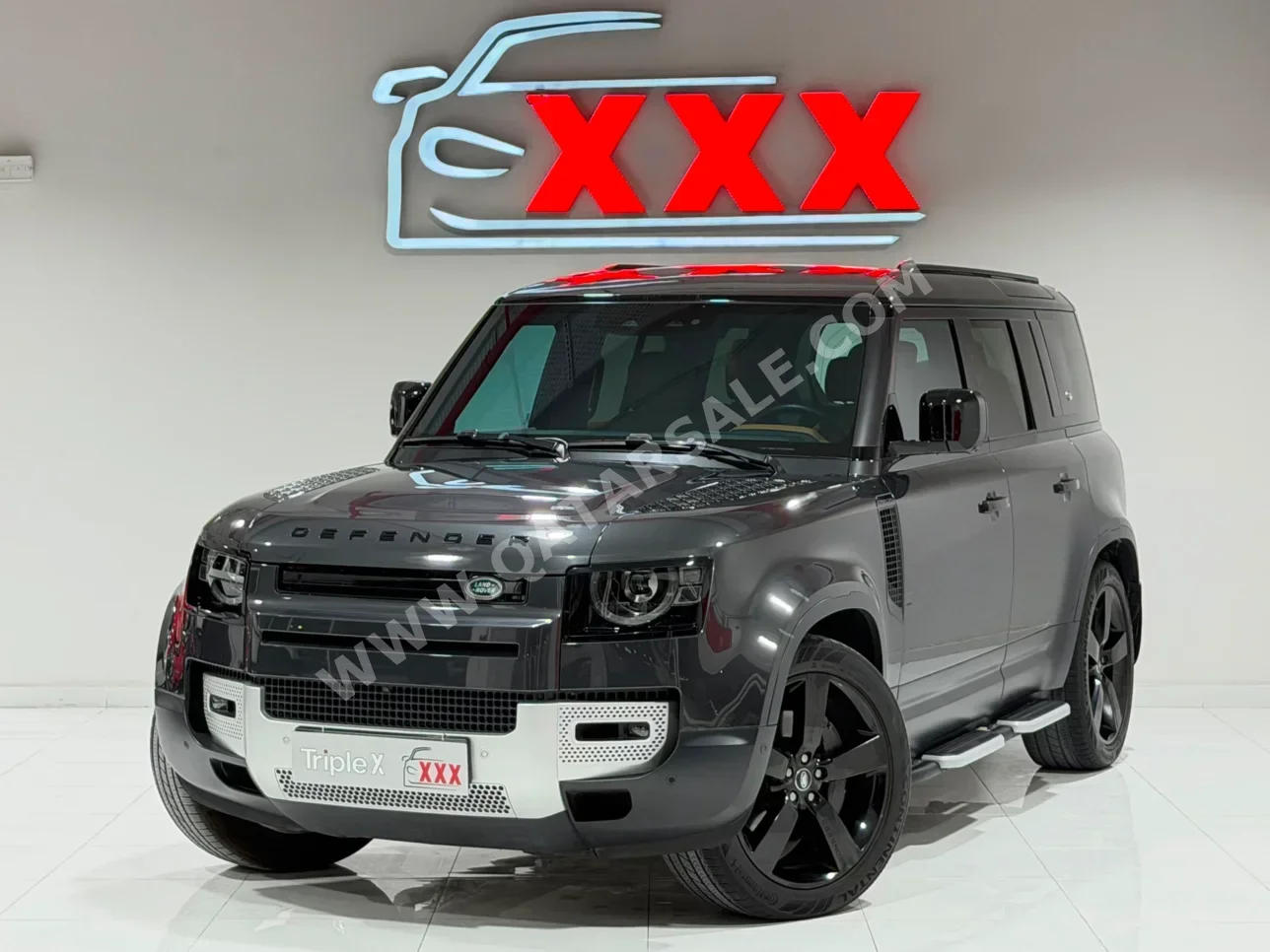 Land Rover  Defender  110 HSE  2024  Automatic  28,000 Km  6 Cylinder  Four Wheel Drive (4WD)  SUV  Carpathian grey  With Warranty