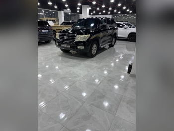 Toyota  Land Cruiser  GX  2009  Automatic  428,000 Km  6 Cylinder  Four Wheel Drive (4WD)  SUV  Black