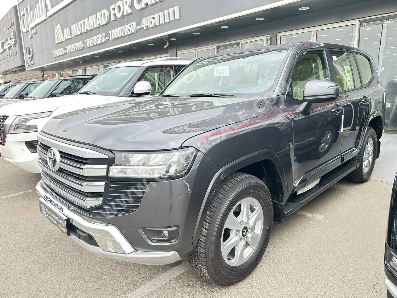 Toyota Land Cruiser GXR 2026 Automatic 0 Km 6 Cylinder Four Wheel Drive (4WD) SUV Gray With Warranty — image 1