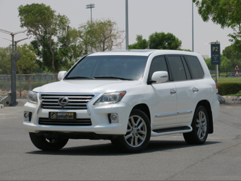 Lexus  LX  570  2012  Automatic  225,000 Km  8 Cylinder  Four Wheel Drive (4WD)  SUV  White