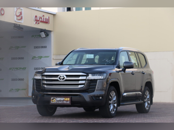Toyota  Land Cruiser  GXR  2026  Automatic  8,900 Km  6 Cylinder  Four Wheel Drive (4WD)  SUV  Gray  With Warranty
