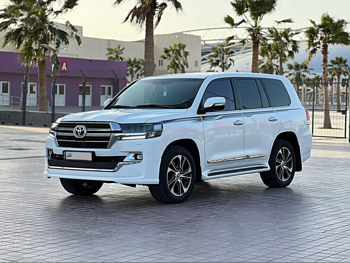 Toyota  Land Cruiser  GXR- Grand Touring  2020  Automatic  93,000 Km  8 Cylinder  Four Wheel Drive (4WD)  SUV  White