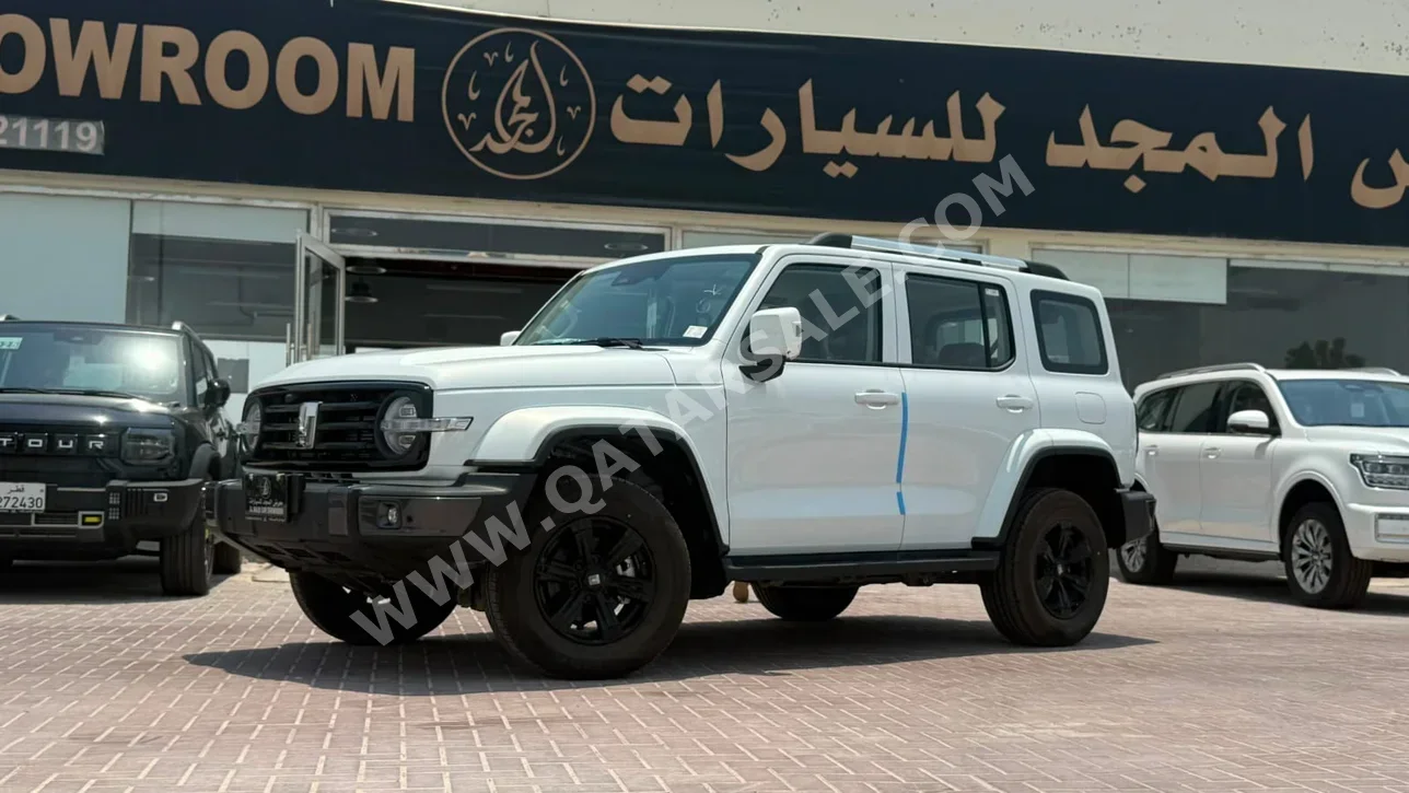 GWM Tank 300 2026 Automatic 0 Km 4 Cylinder Four Wheel Drive (4WD) SUV White With Warranty — image 1