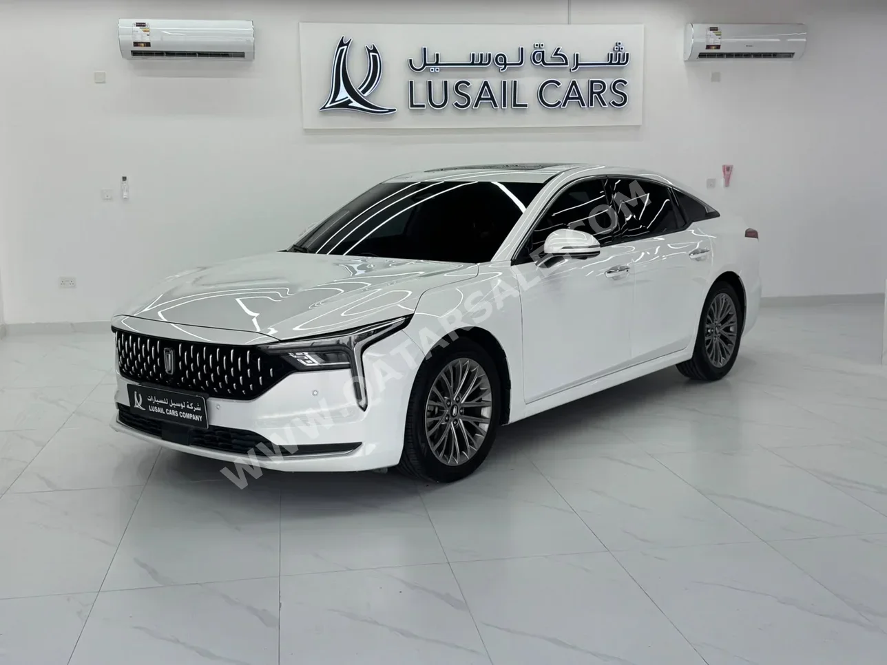 Bestune B70 2023 Automatic 48,000 Km 4 Cylinder Front Wheel Drive (FWD) Sedan White With Warranty — image 1