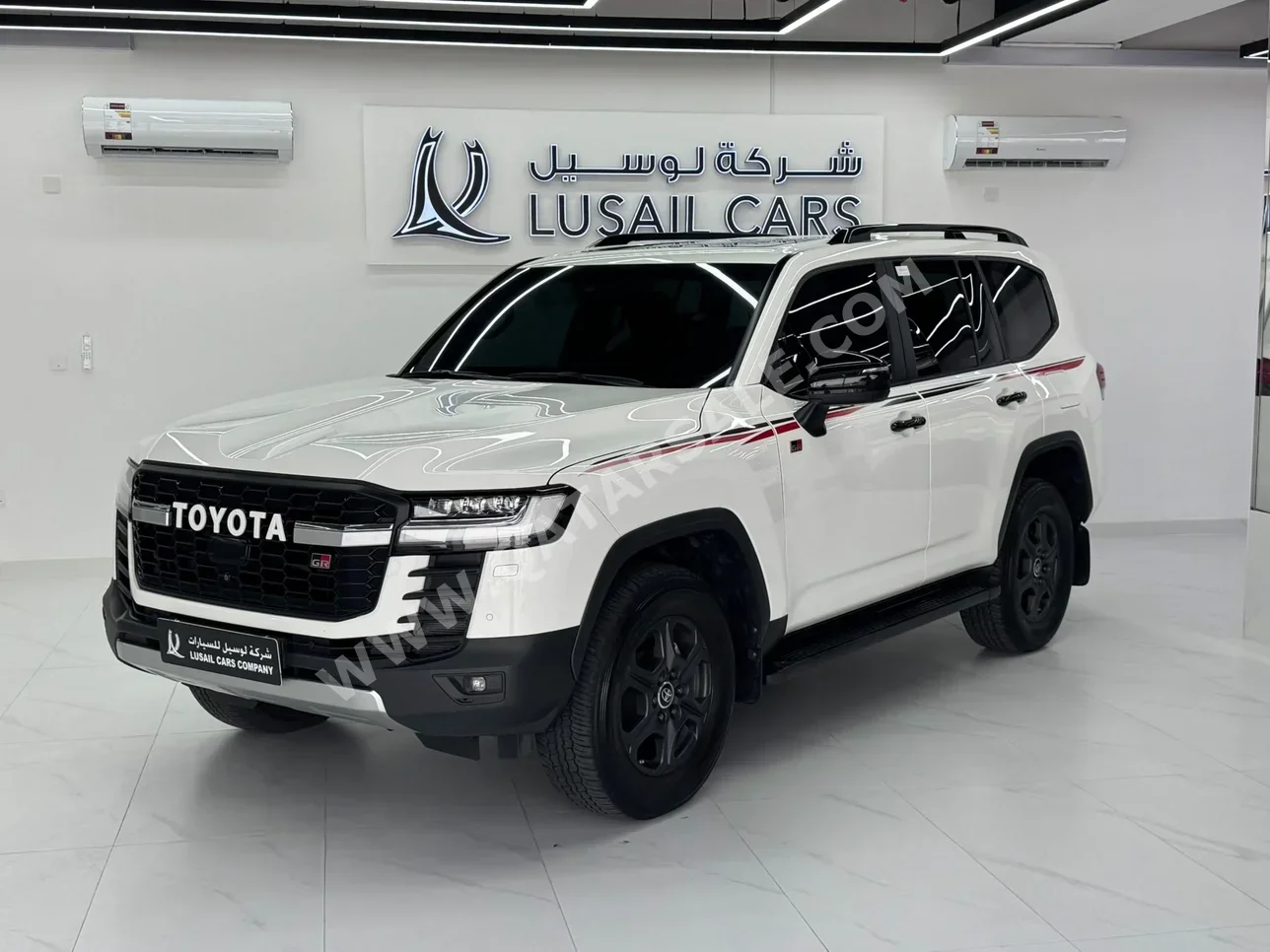 Toyota Land Cruiser GR Sport Twin Turbo 2024 Automatic 77,000 Km 6 Cylinder Four Wheel Drive (4WD) SUV White With Warranty — image 1