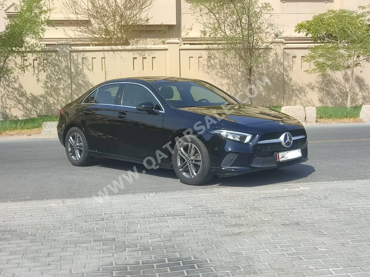 Mercedes-Benz A-Class 200 2019 Automatic 60,000 Km 4 Cylinder Front Wheel Drive (FWD) Sedan Black — image 1