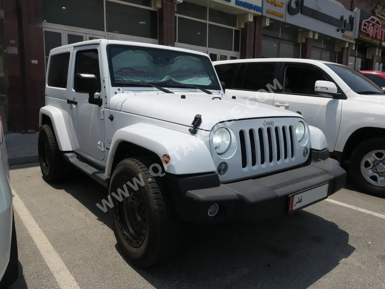 Jeep Wrangler 2015 Automatic 110,000 Km 6 Cylinder Four Wheel Drive (4WD) SUV White — image 1