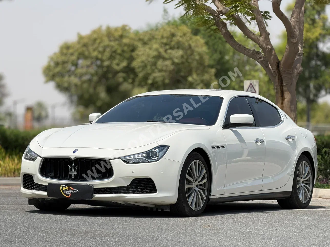 Maserati Ghibli 2015 Automatic 59,000 Km 6 Cylinder Rear Wheel Drive (RWD) Sedan White — image 1