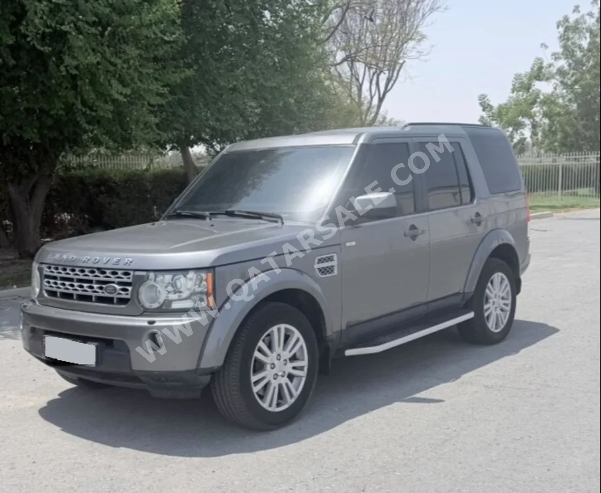Land Rover LR4 HSE 2011 Automatic 142,000 Km 8 Cylinder All Wheel Drive (AWD) SUV Gray — image 1