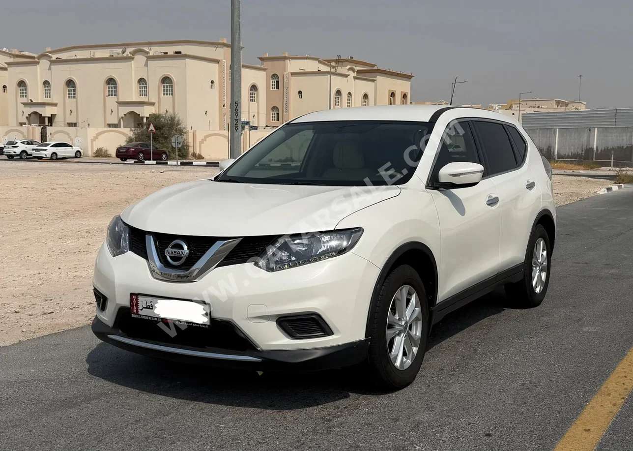 Nissan X-Trail 2017 Automatic 95,000 Km 4 Cylinder Four Wheel Drive (4WD) SUV White — image 1