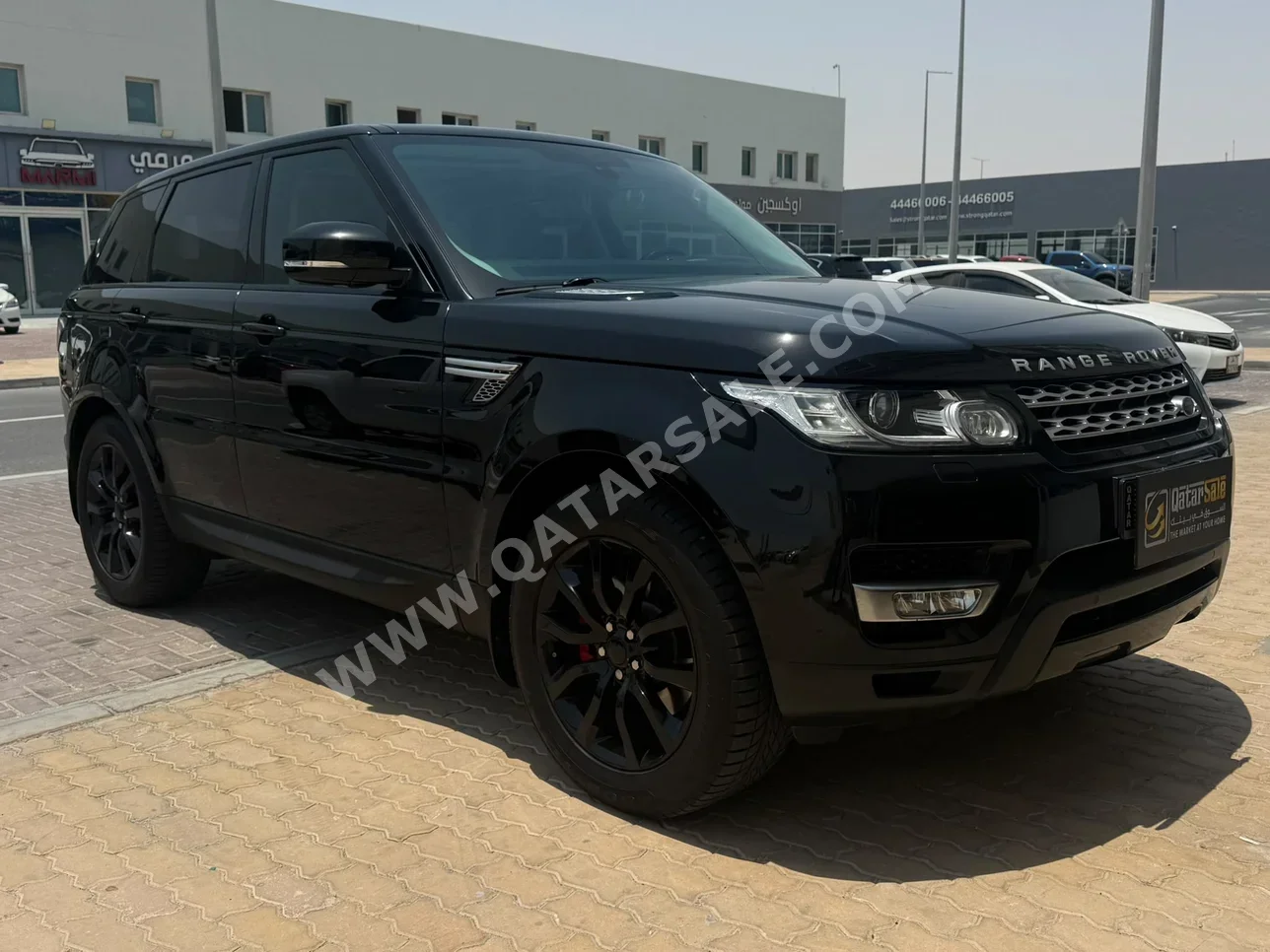 Land Rover Range Rover Sport HSE 2016 Automatic 170,000 Km 6 Cylinder Four Wheel Drive (4WD) SUV Black — image 1