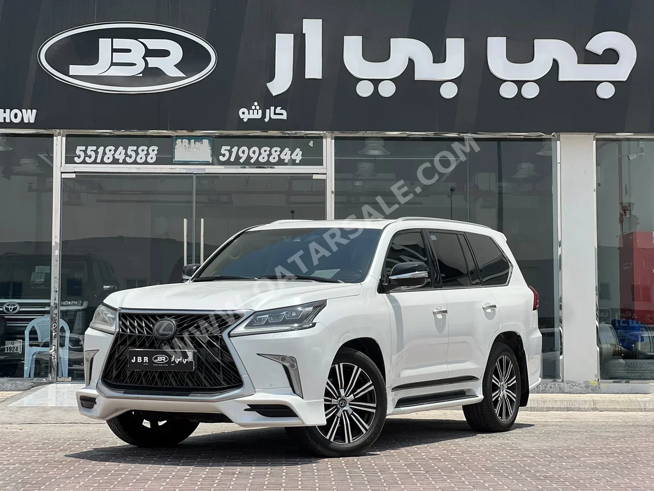 Lexus LX 570 S 2018 Automatic 240,000 Km 8 Cylinder Four Wheel Drive (4WD) SUV White — image 1
