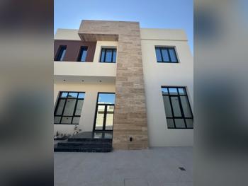 سكن عائلي، غير مفروش، الريان، مريخ، 7 غرف نوم، شامل الماء والكهرباء