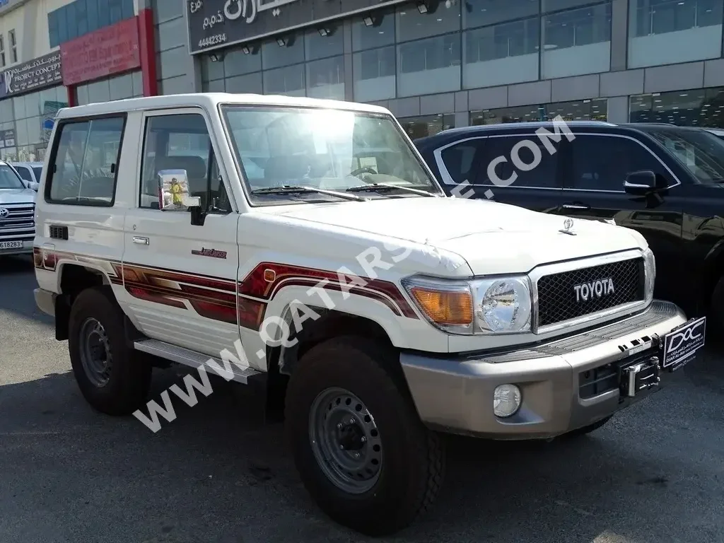 Toyota  Land Cruiser  Hard Top  2021  Manual  0 Km  6 Cylinder  Four Wheel Drive (4WD)  SUV  White  With Warranty