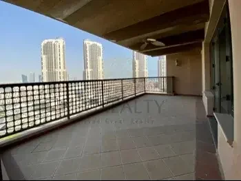 2 Bedrooms  Apartment  For Sale  in Doha -  The Pearl  Not Furnished