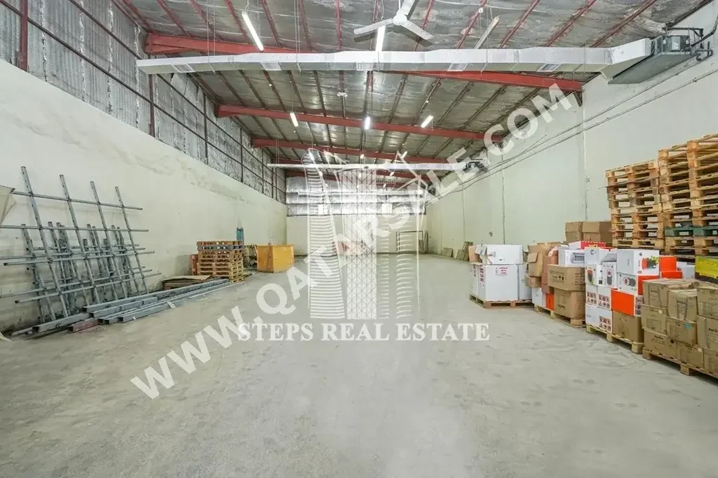 Farms & Resorts - Al Rayyan  - Industrial Area  -Area Size: 1000 Square Meter