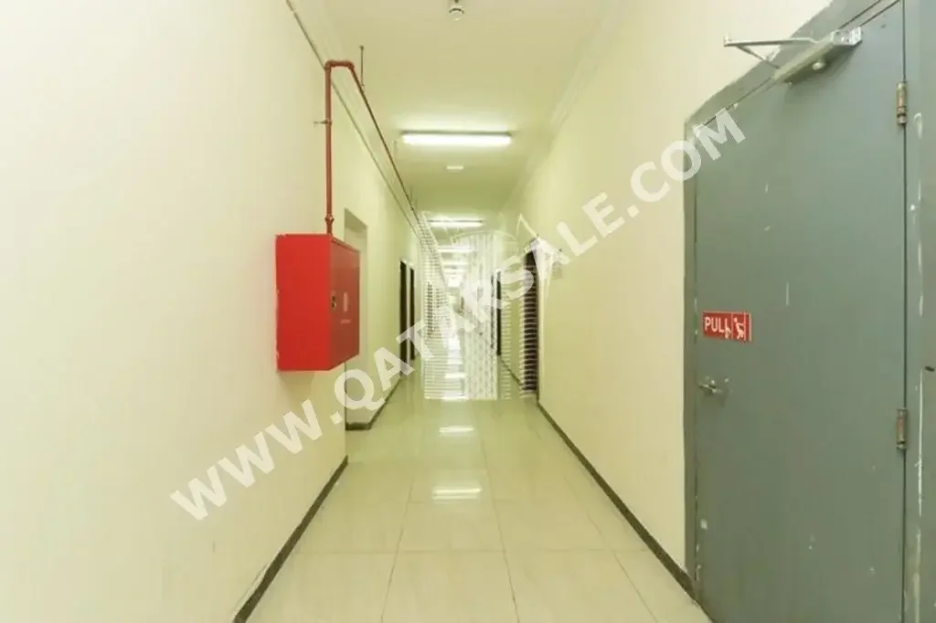 Labour Camp Al Rayyan  Industrial Area  22 Bedrooms