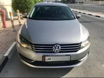 Volkswagen  Passat  SE  2014  Automatic  224,000 Km  5 Cylinder  Sedan  Silver