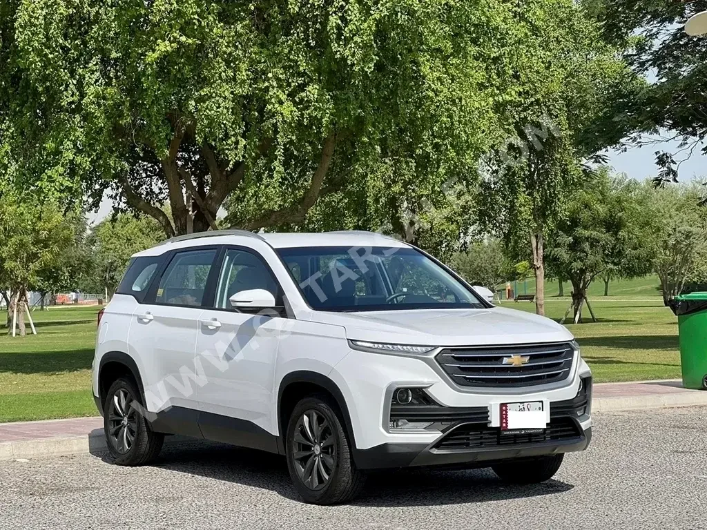 Chevrolet  Captiva LS  SUV 4x4  White  2023